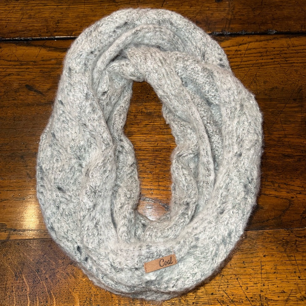 Women's Loop COAL Gray Scarf